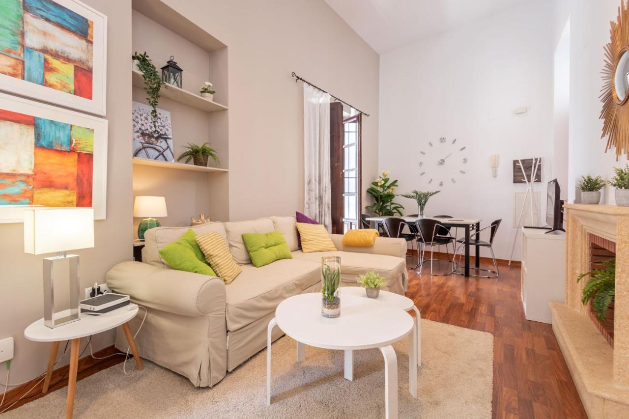 Apartmán Abades Giralda Deluxe By Valcambre Sevilla Exteriér fotografie